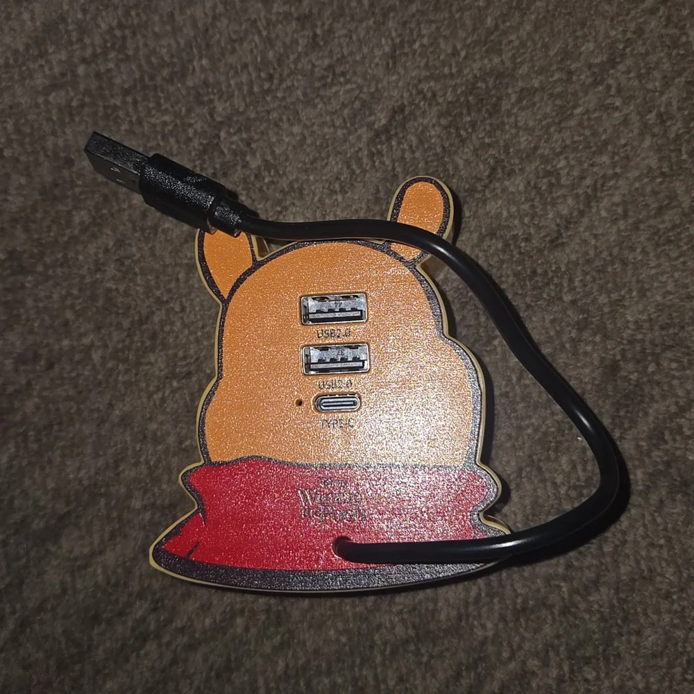 Disney Winnie the Pooh Yellow Charging Station